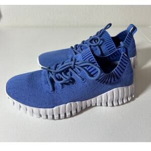 Bernie Mev NWOT Size 5 (EU 36) Gravity Slip-On Lace-Up Lightweight Sneaker Blue